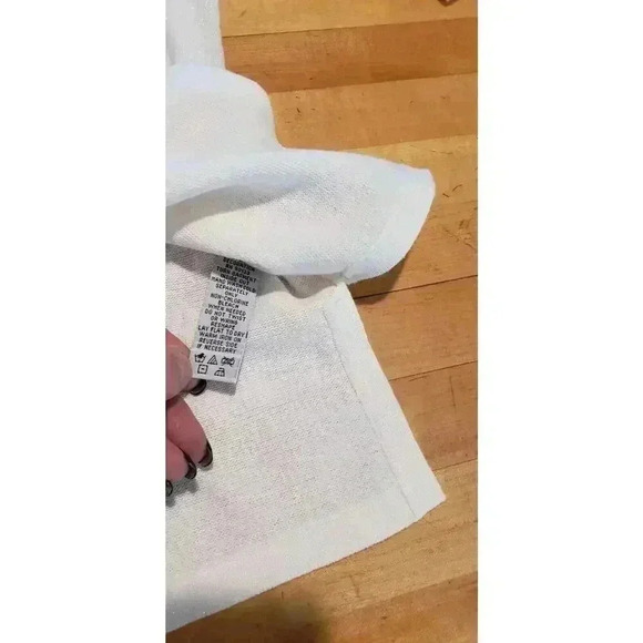 White Top Embroidered Roses Cut Out 3/4 Sleeve Bob Mackie 1990s Sz XS - Picture 9 of 12